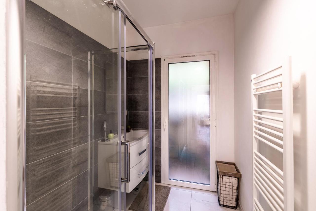 U Nidu - A Ajaccio, Magnifique Appartement 4 Couchages Vue Mer อฌักซิโอ้ ภายนอก รูปภาพ