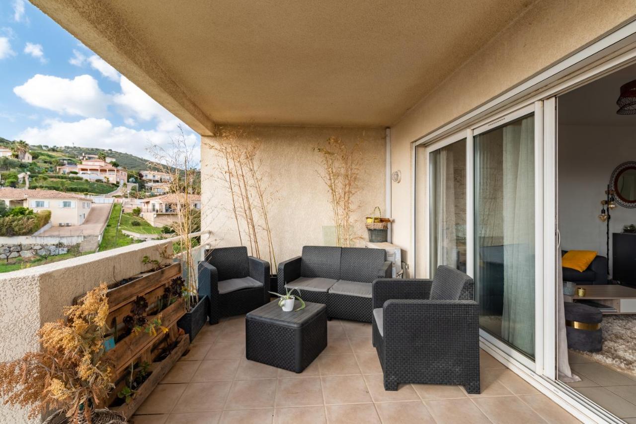 U Nidu - A Ajaccio, Magnifique Appartement 4 Couchages Vue Mer อฌักซิโอ้ ภายนอก รูปภาพ